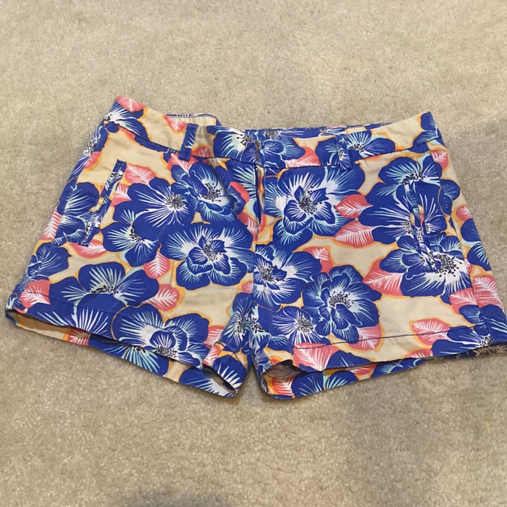 Floral print Stylus size 8 shorts